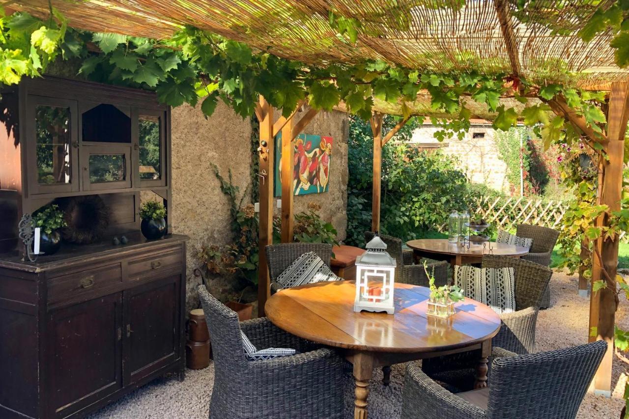 Bed and Breakfast Domaine La Pomme De Pin Louroux-de-Beaune Экстерьер фото
