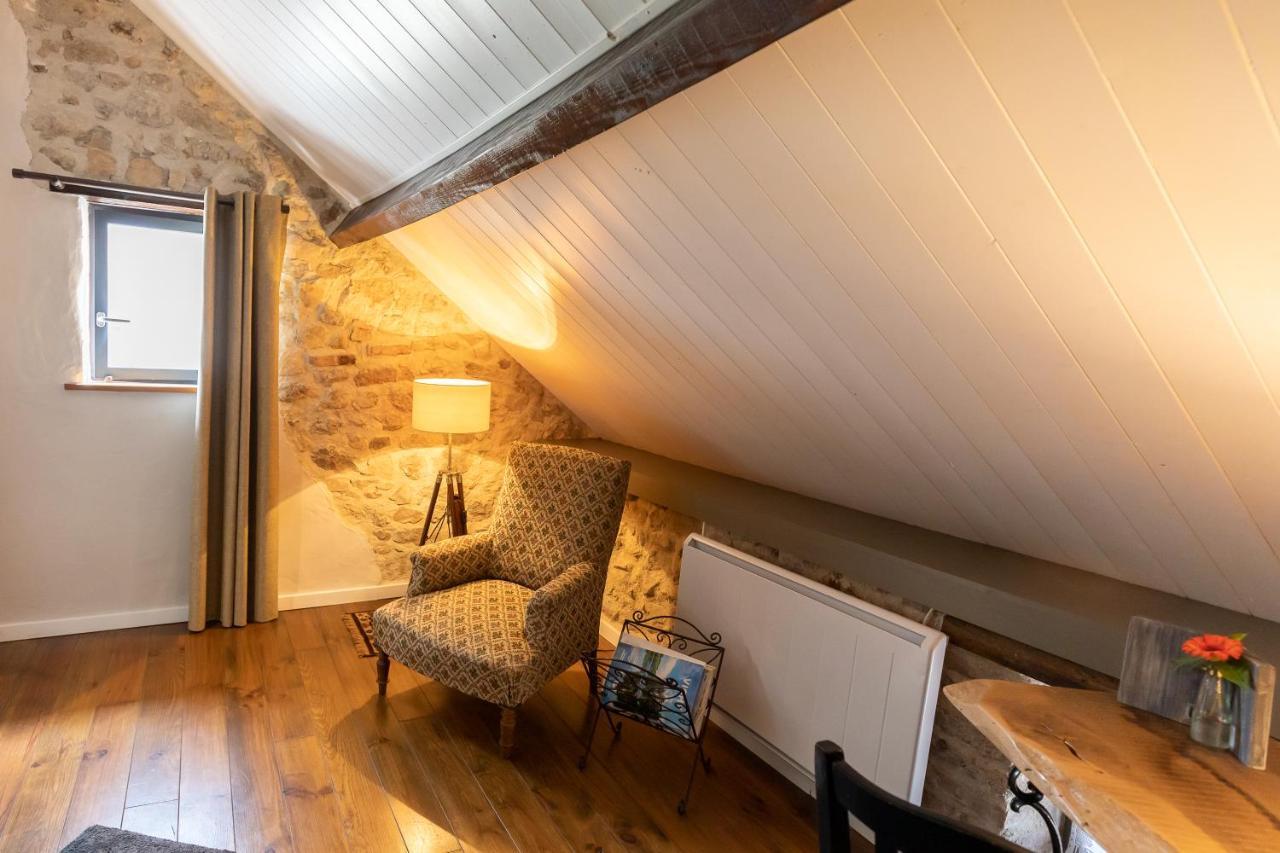 Bed and Breakfast Domaine La Pomme De Pin Louroux-de-Beaune Экстерьер фото